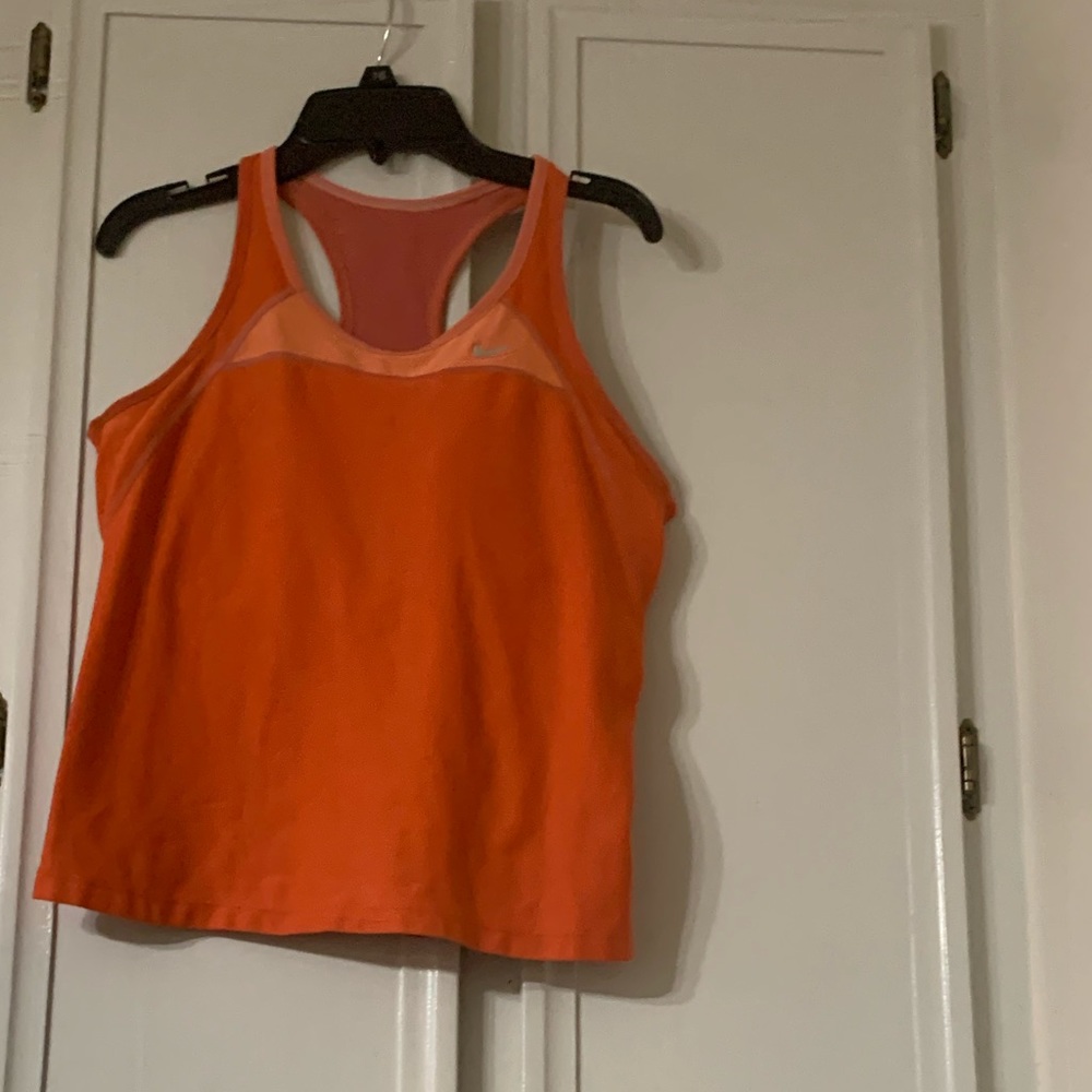 Nike women’s tank.